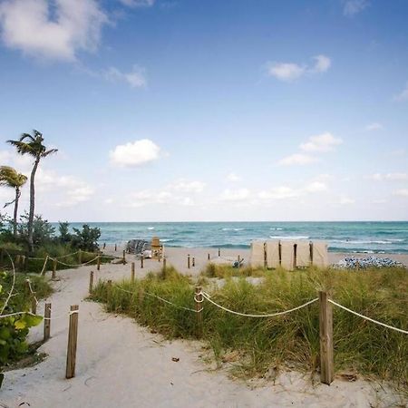 Amazing Apartment On The Beach Hollywood Bagian luar foto