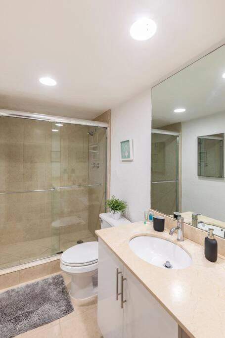 Amazing Apartment On The Beach Hollywood Bagian luar foto