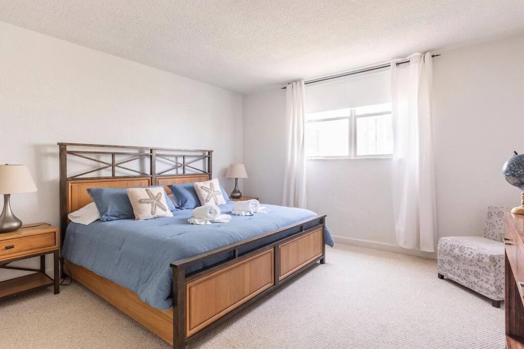 Amazing Apartment On The Beach Hollywood Bagian luar foto
