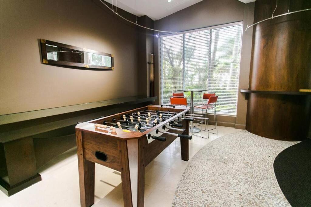 Amazing Apartment On The Beach Hollywood Bagian luar foto